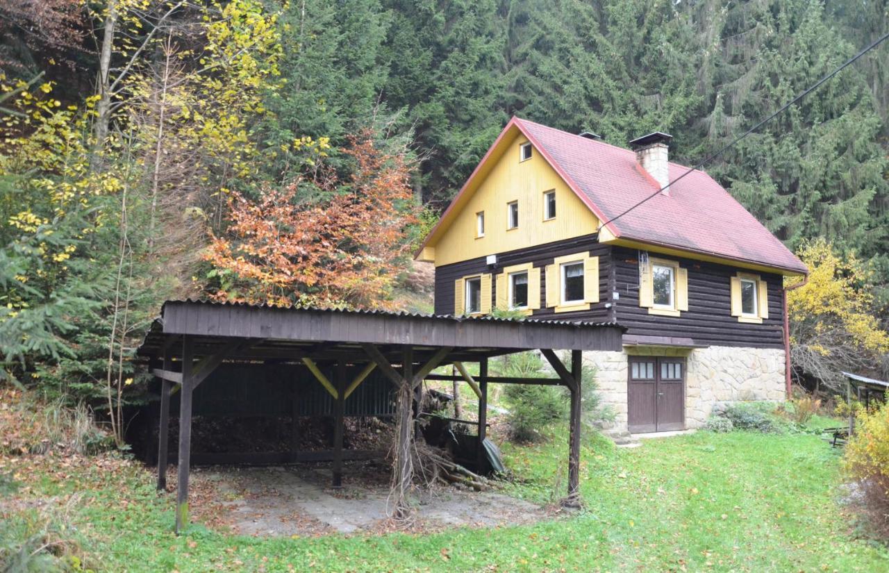 Chata U Skritka Valasska Bystrice Exterior photo